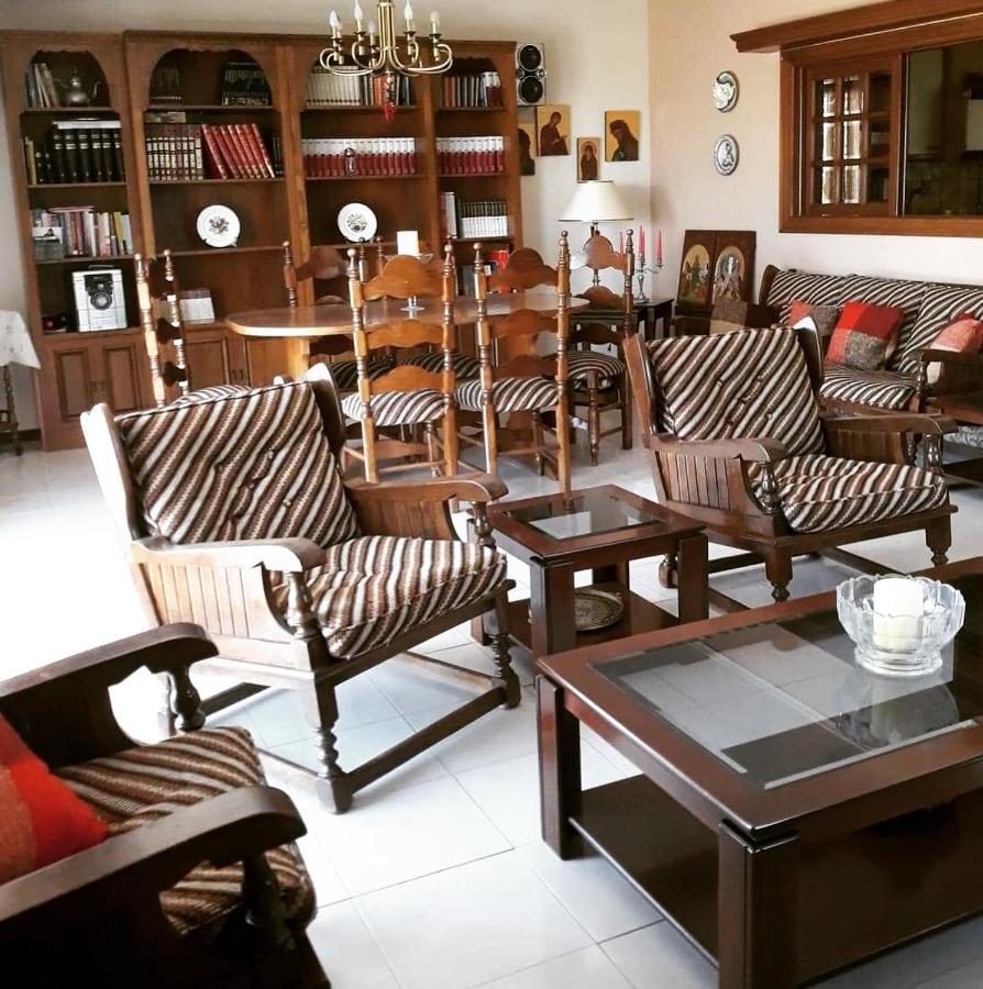 אתונה Fantastic Villa, A 5 Minute Drive From The Beach! מראה חיצוני תמונה
